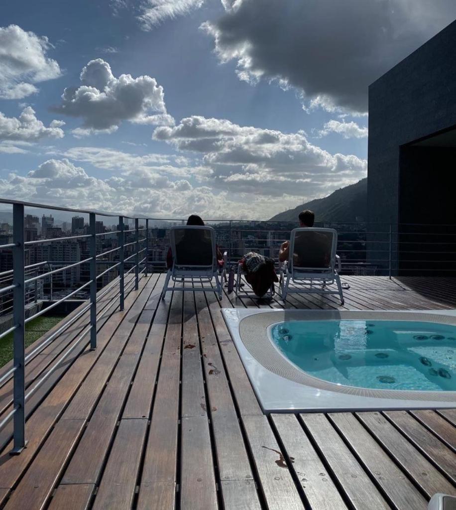 De Lujo 2 H 2 B Vistas De Todas Apartamento Caracas